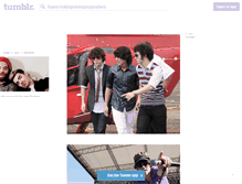 Tablet Screenshot of holdingontothejonasbrothers.tumblr.com